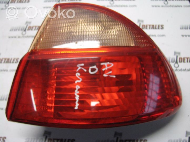 Toyota Avensis T220 Takavalot 89022027