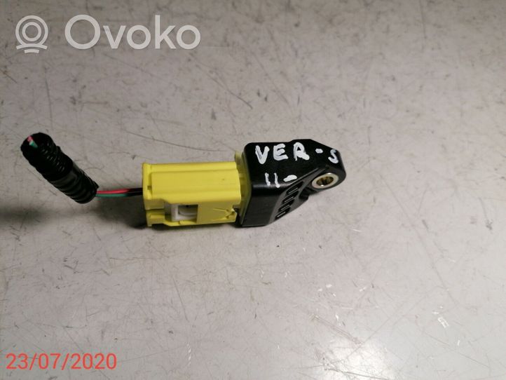 Toyota Verso-S Sensore d’urto/d'impatto apertura airbag 8983152020