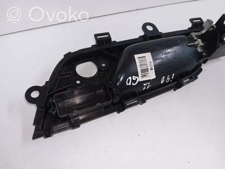 Hyundai i40 Klamka wewnętrzna drzwi tylnych 26111-72802