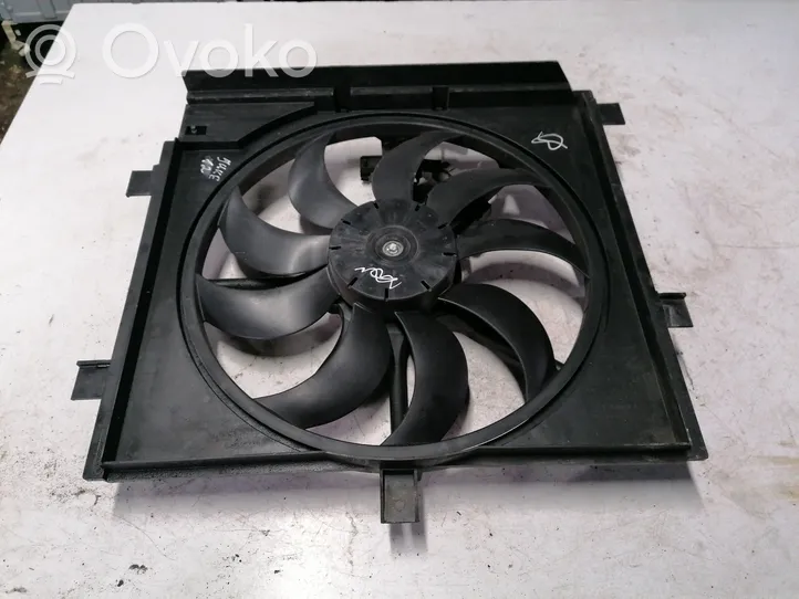 Nissan Juke I F15 Radiator cooling fan shroud 