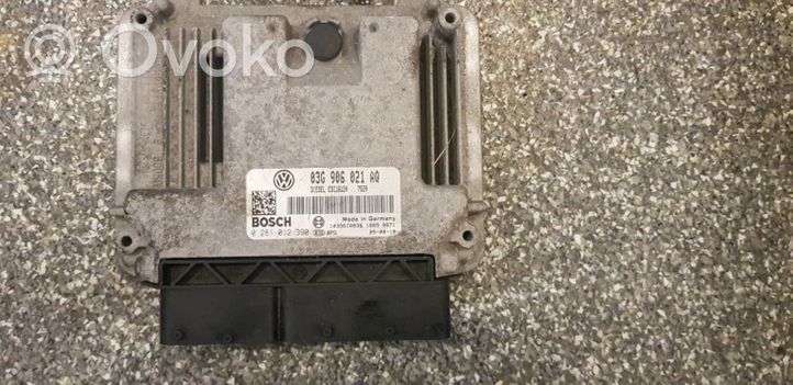 Volkswagen Caddy Sterownik / Moduł ECU 03G906021AQ