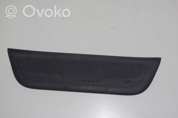 Hyundai Ioniq Moldura protectora del borde trasero 85887G2000