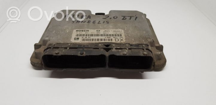 Opel Astra G Calculateur moteur ECU 0281001971