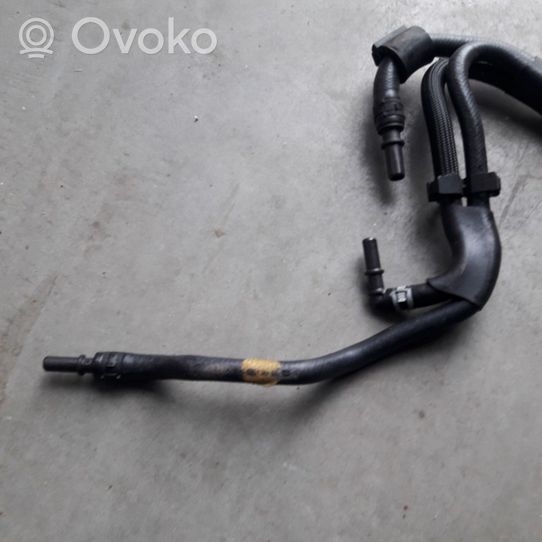 Audi A7 S7 4K8 Tuyau d'alimentation conduite de carburant 4K0201214E