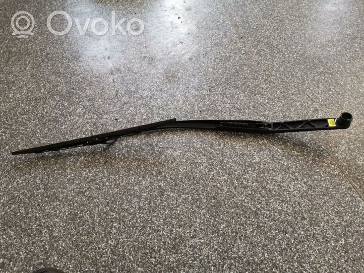 Hyundai Ioniq Front wiper blade arm 