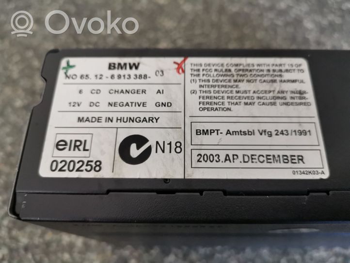 BMW 3 E46 CD/DVD keitiklis 65126913388