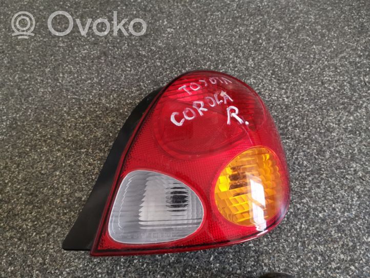 Toyota Corolla E110 Lampa tylna 