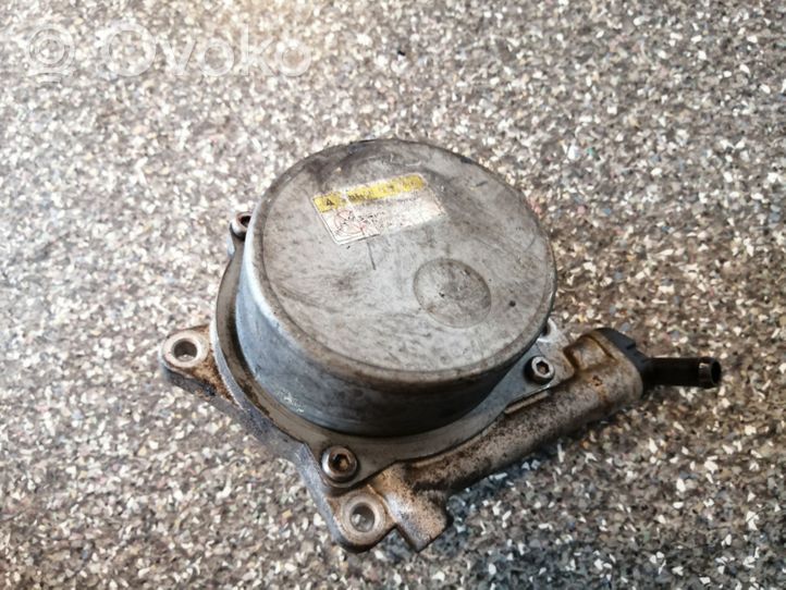 Hyundai Santa Fe Vacuum pump 288102F000