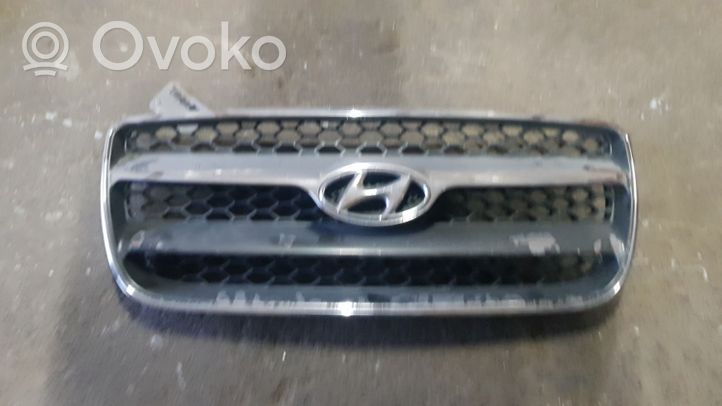 Hyundai Santa Fe Grille calandre supérieure de pare-chocs avant 