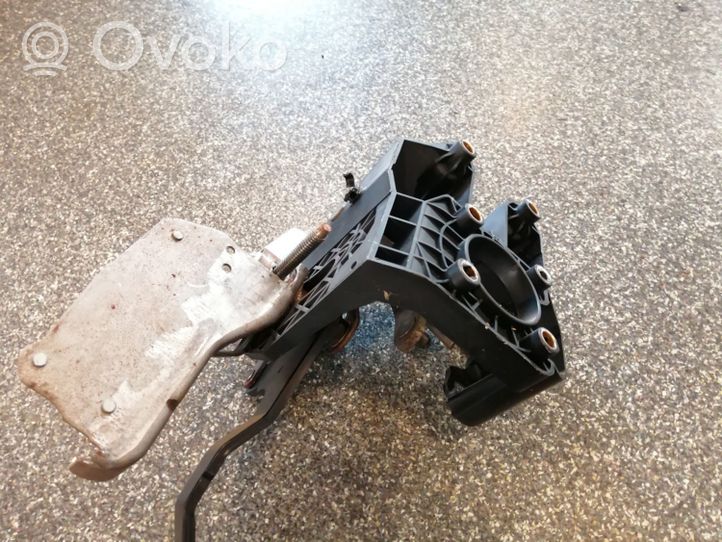 Chrysler Town & Country V Brake pedal P04721199AG