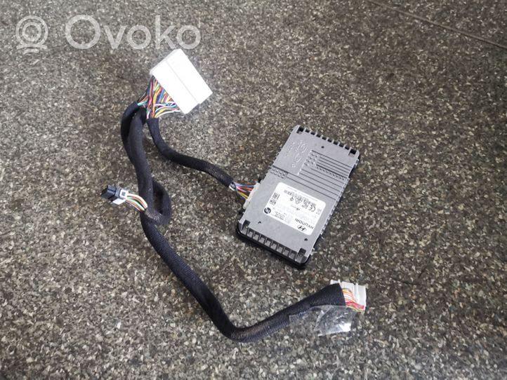 Hyundai Santa Fe Modulo di ricarica wireless 9556081000