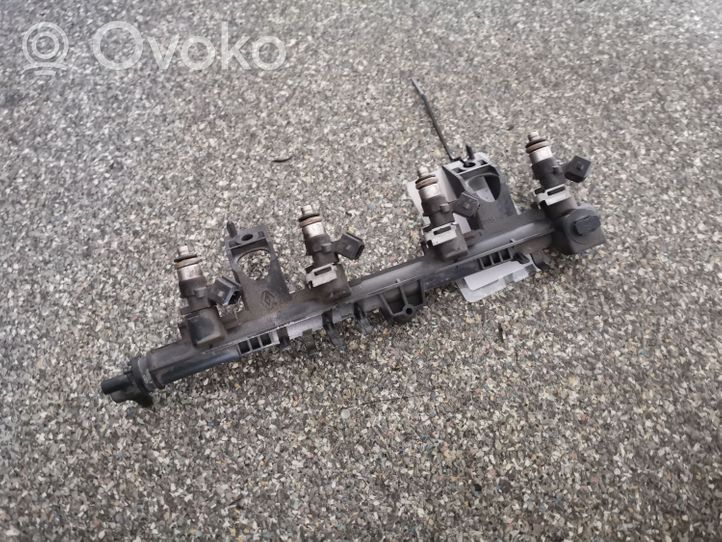 Renault Clio IV Set di iniettori 0280158046