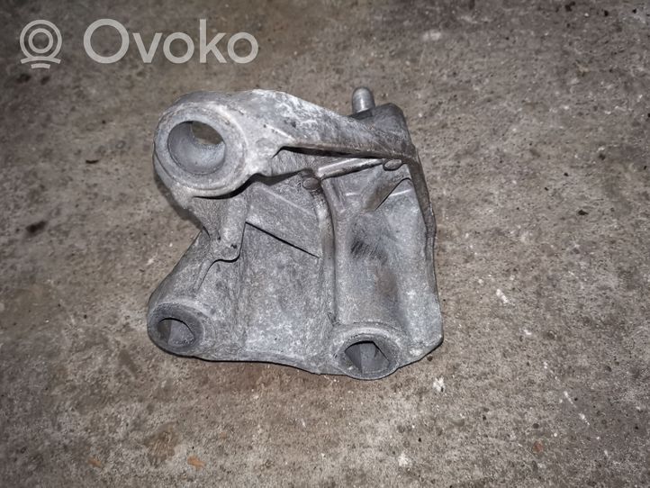 Ford Focus Gearbox mounting bracket 3S417M125BA