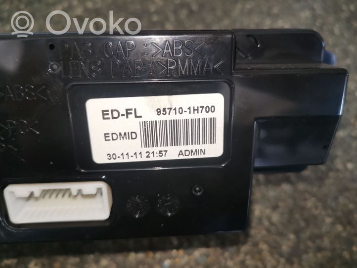 KIA Ceed Monitor / wyświetlacz / ekran 957101H700