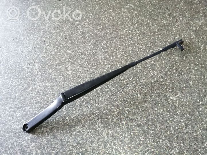 Volkswagen Golf V Ramię wycieraczki szyby przedniej / czołowej 1K0955409