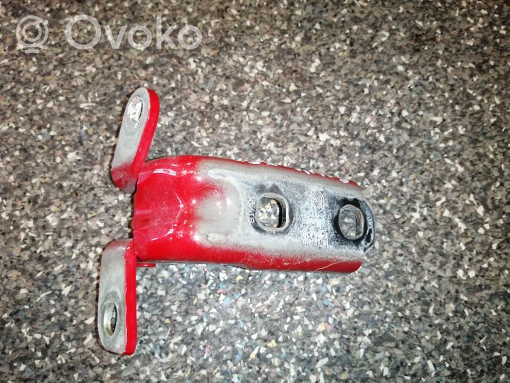 Opel Mokka Rear door lower hinge 