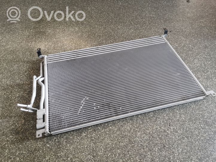 Audi A8 S8 D3 4E Radiateur condenseur de climatisation 