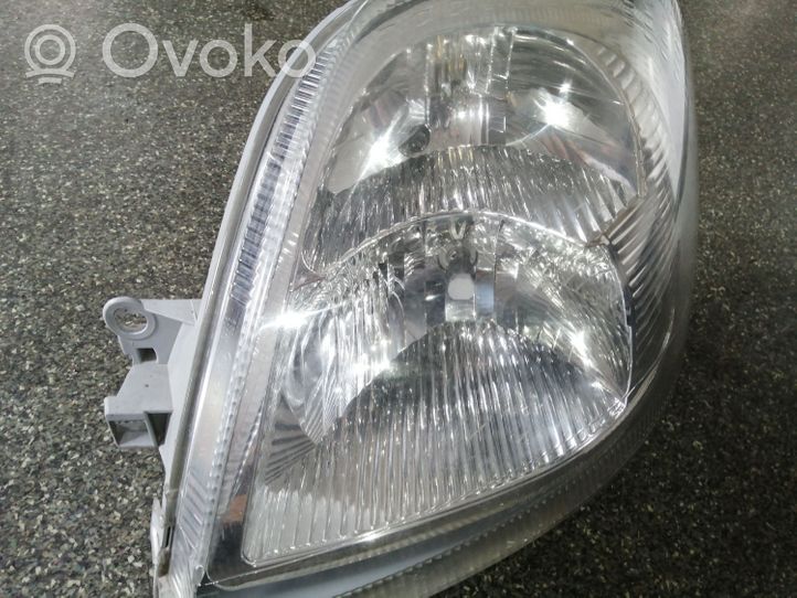 Opel Movano A Lampa przednia 