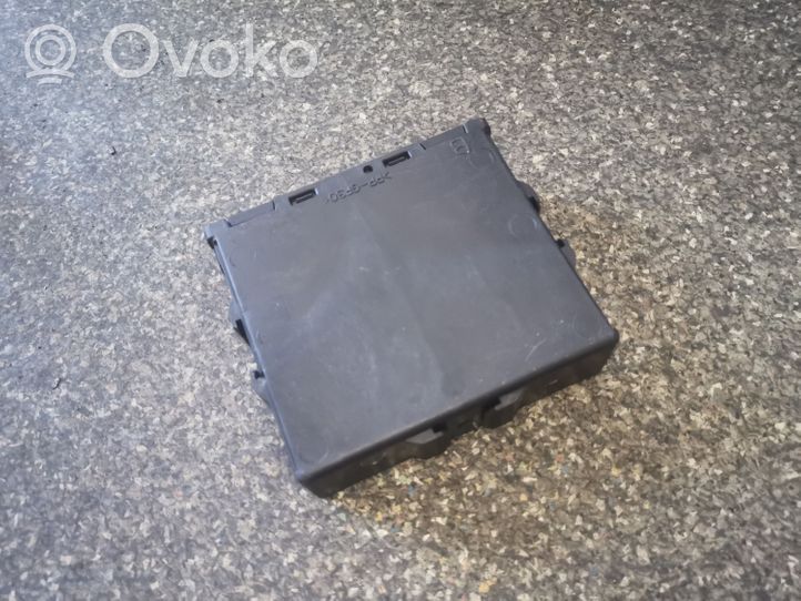 Nissan Leaf I (ZE0) Module de contrôle de boîte de vitesses ECU 310383NA0B