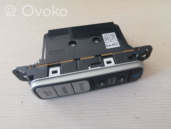 Nissan Leaf I (ZE0) Interruttore/pulsante di controllo multifunzione 3ND0A210485