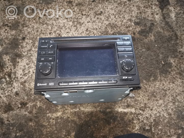 Nissan Qashqai+2 Radio/CD/DVD/GPS-pääyksikkö 7612830052