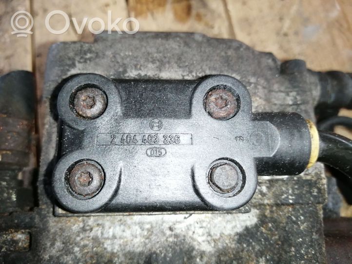 Volkswagen Caddy Pompe d'injection de carburant à haute pression 038130107B