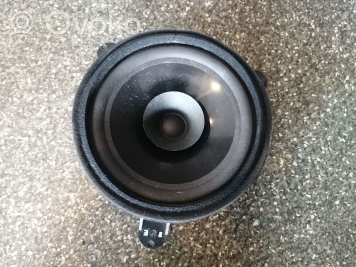 Subaru Outback Enceinte de porte arrière 8630AJ62A