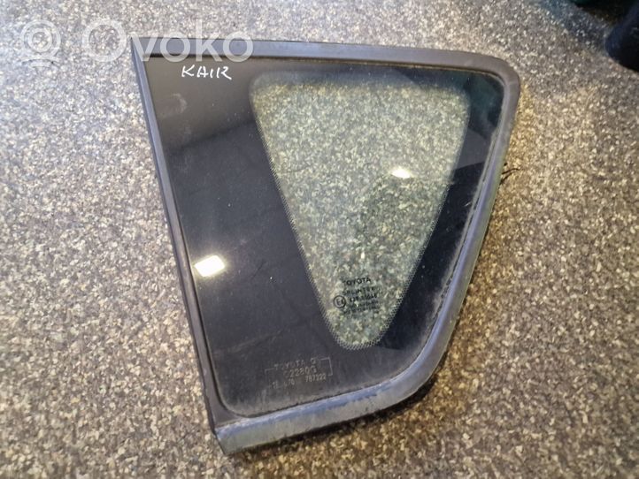Toyota Corolla Verso AR10 Fenêtre latérale vitre arrière 