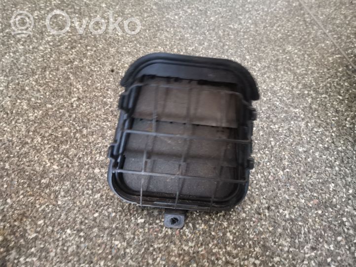 Audi A6 S6 C7 4G Quarter panel pressure vent 4G9819161B