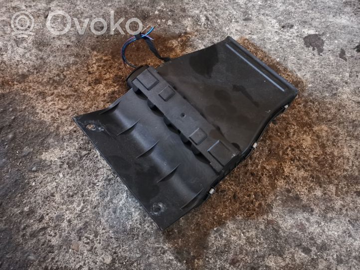 Audi A8 S8 D3 4E Elektrinis salono pečiuko radiatorius 4E0819014A