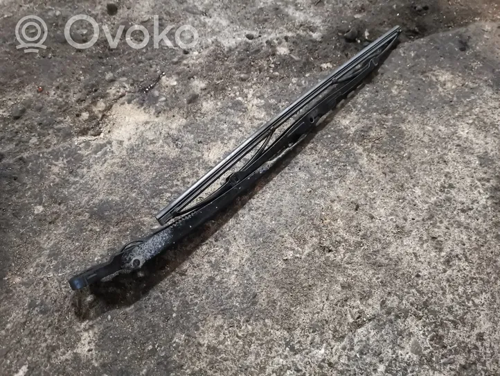 Audi A4 S4 B5 8D Rear wiper blade arm 