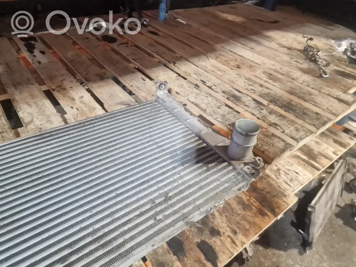 Toyota Verso Chłodnica powietrza doładowującego / Intercooler 