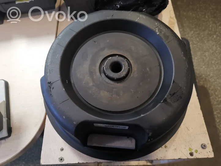 Mazda 6 Subwoofer-bassokaiutin GJ5A66960