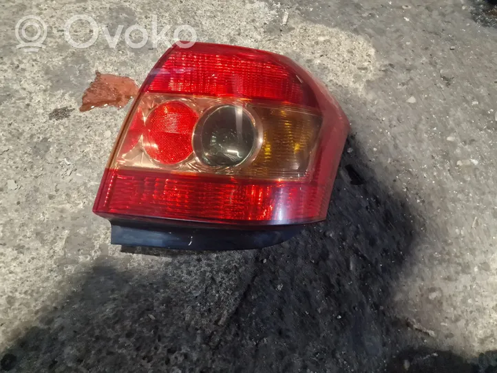 Toyota Corolla E120 E130 Luci posteriori 