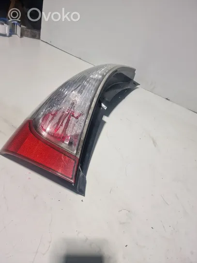 Mitsubishi Grandis Lampa tylna 