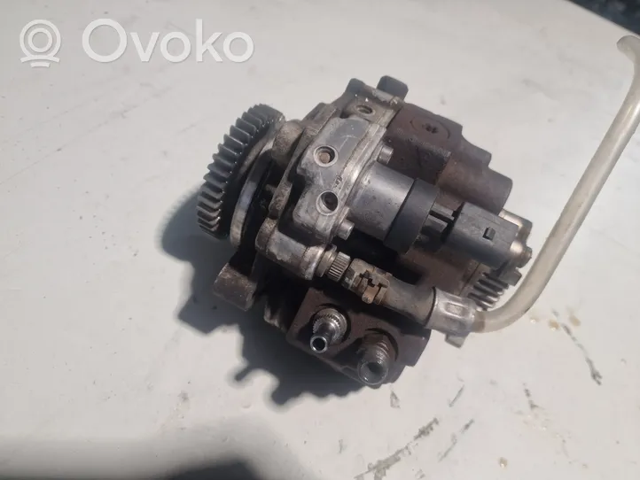 Volkswagen II LT Fuel injection high pressure pump 0445010044