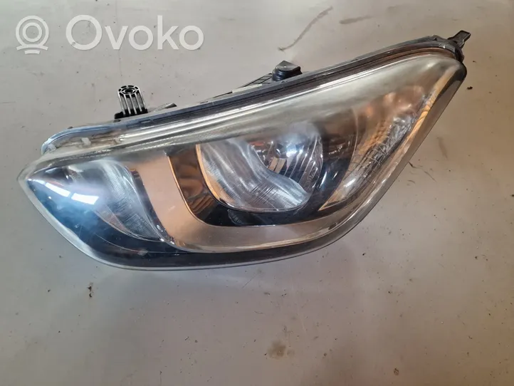 Hyundai i20 (PB PBT) Lampa przednia 921014P500