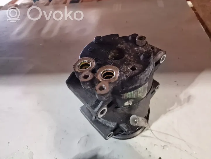 Volvo V70 Compressore aria condizionata (A/C) (pompa) 