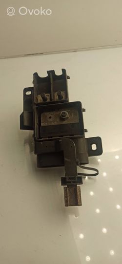 BMW 7 E65 E66 Fuse module 18576000000