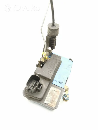 Volvo V70 Front door lock 8650546