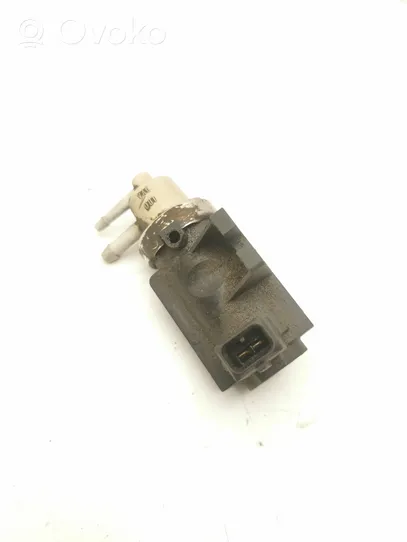 Opel Insignia A Turbo solenoid valve 68201