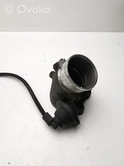 Audi A4 S4 B5 8D Throttle valve 8D0145950D