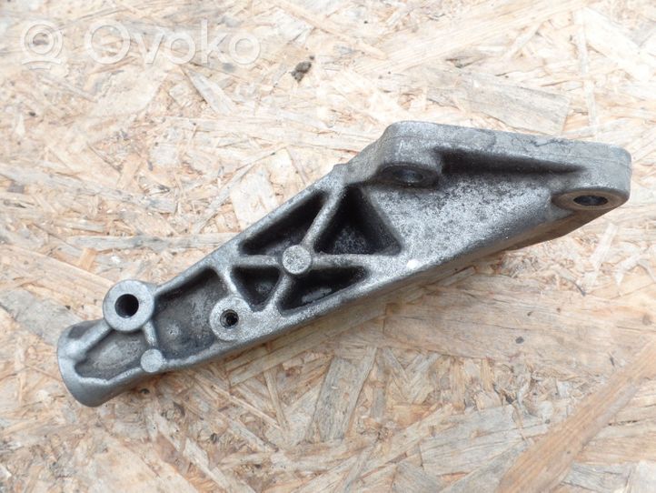 Mercedes-Benz A W168 Engine mounting bracket 