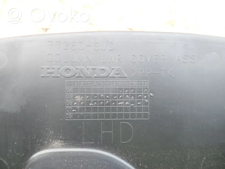 Honda FR-V Ohjauspyörän pylvään verhoilu 