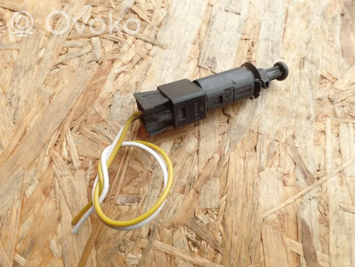 Renault Trafic II (X83) Brake pedal sensor switch 