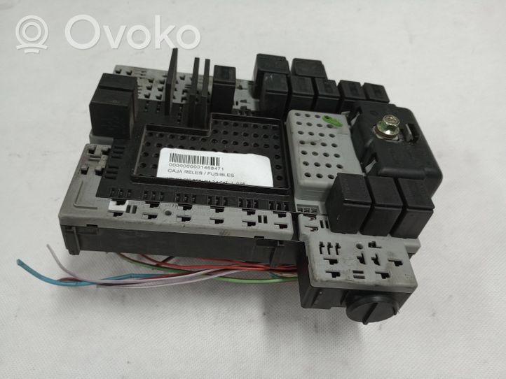 Volvo S70  V70  V70 XC Fuse module 9452772