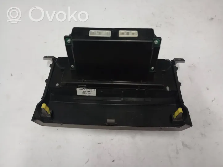 Toyota Corolla Verso E121 Console centrale, commande chauffage/clim 5590-0F030