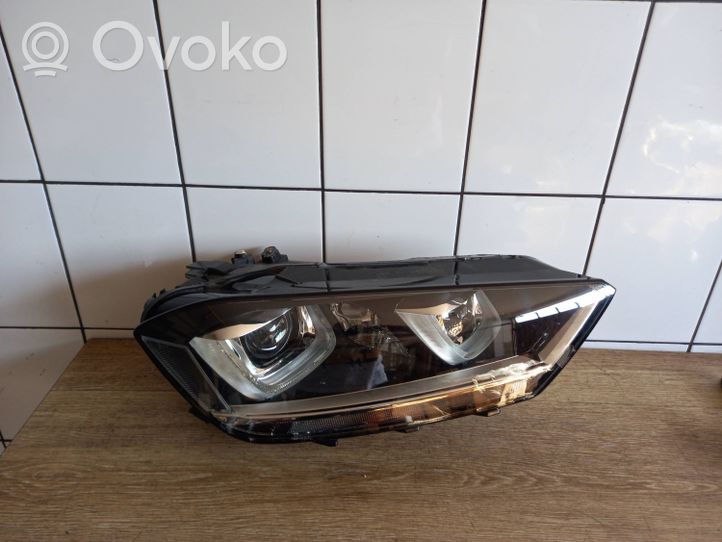 Volkswagen Golf Sportsvan Lampa przednia 517941034B