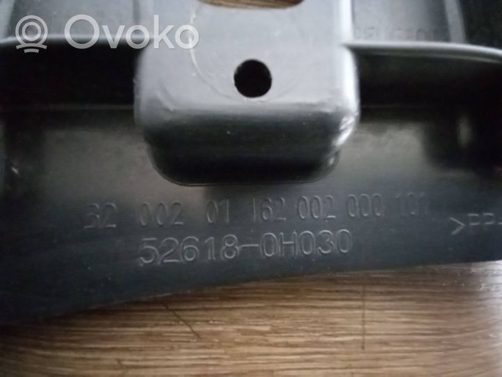 Toyota Aygo AB40 Cache de protection inférieur de pare-chocs avant 526180H030