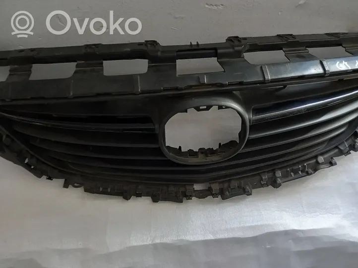 Mazda 6 Grille de calandre avant GHP950712